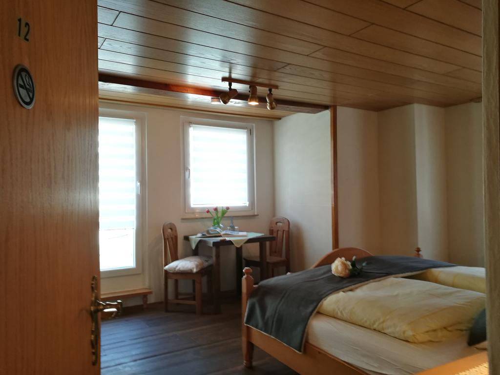 Pension Und Restaurant Reck Aulendorf Dış mekan fotoğraf