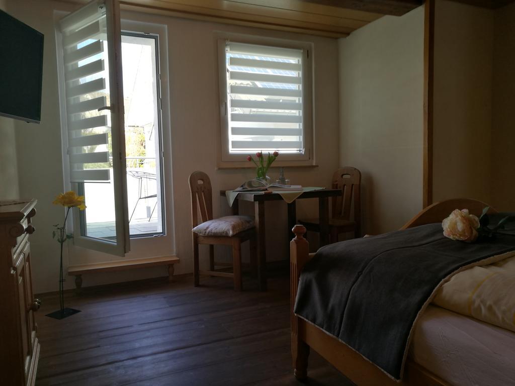 Pension Und Restaurant Reck Aulendorf Dış mekan fotoğraf